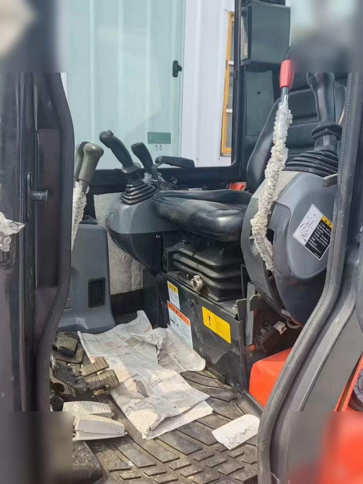 KUBOTA K-005-3 - Mini bager: slika 3 KUBOTA K-005-3 - Mini bager: slika 3
