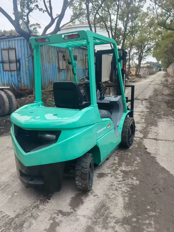 MITSUBISHI 3-ton lizing MITSUBISHI 3-ton: slika 6