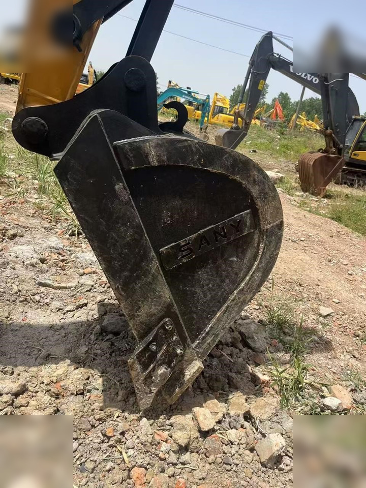 SANY SY215C - Bager goseničar: slika 4 SANY SY215C - Bager goseničar: slika 4