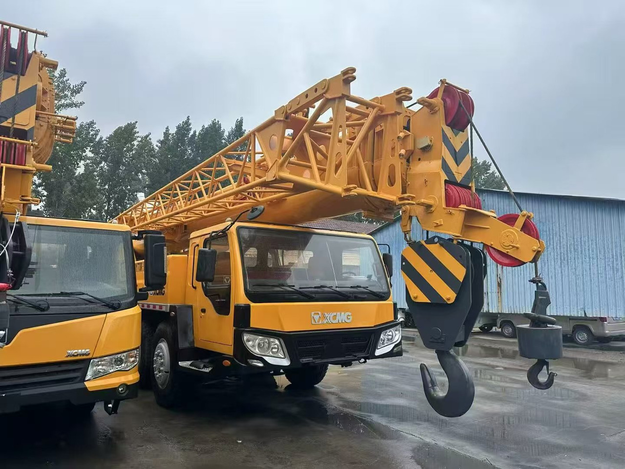 XCMG 70-TON - Avtodvigalo: slika 2 XCMG 70-TON - Avtodvigalo: slika 2