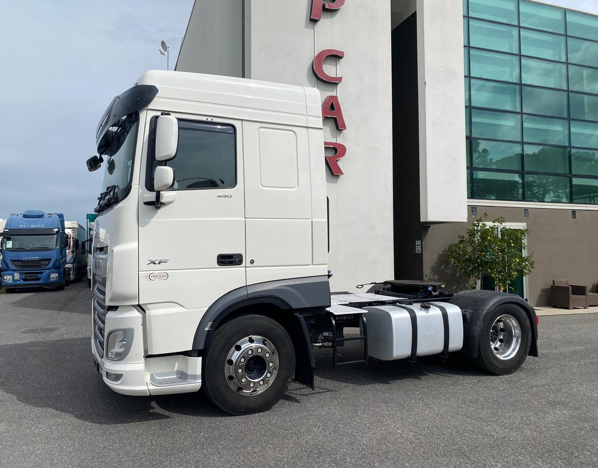 DAF XF 450 - Vlačilec: slika 2 DAF XF 450 - Vlačilec: slika 2