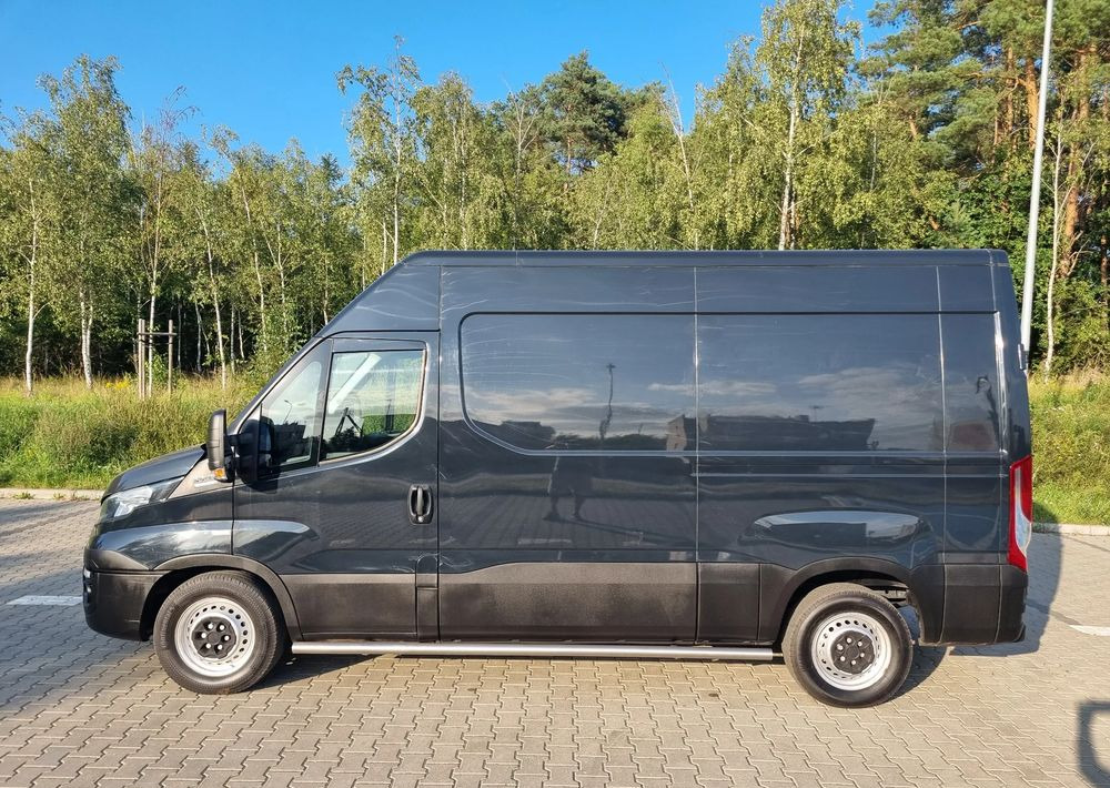 Iveco Daily - Furgon: slika 2 Iveco Daily - Furgon: slika 2