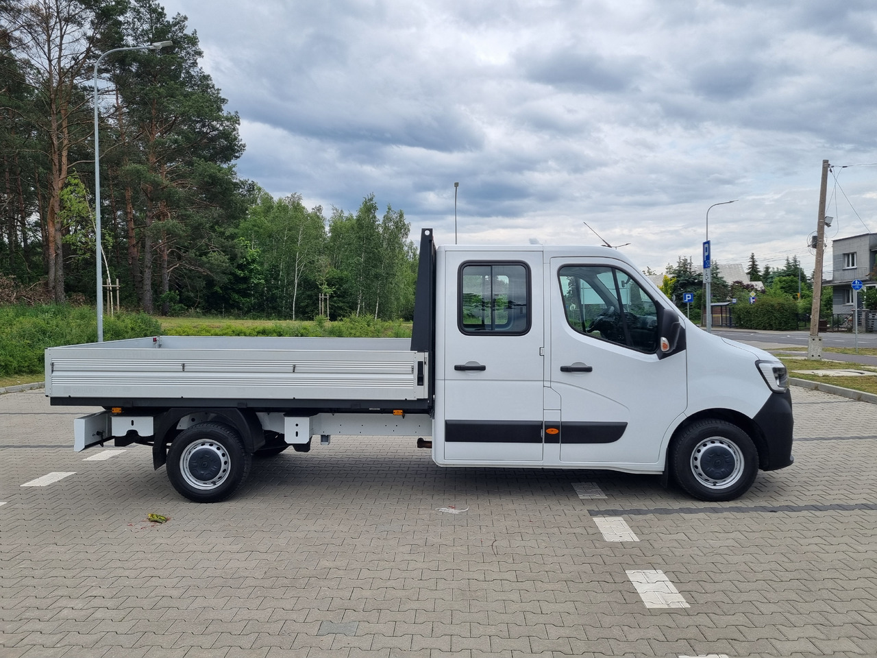 RENAULT Master - Dostavno vozilo z zabojnikom: slika 4 RENAULT Master - Dostavno vozilo z zabojnikom: slika 4