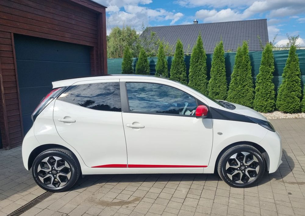 Toyota Aygo 1.0 VVT-i Sprint EU6 - Avtomobil: slika 3 Toyota Aygo 1.0 VVT-i Sprint EU6 - Avtomobil: slika 3