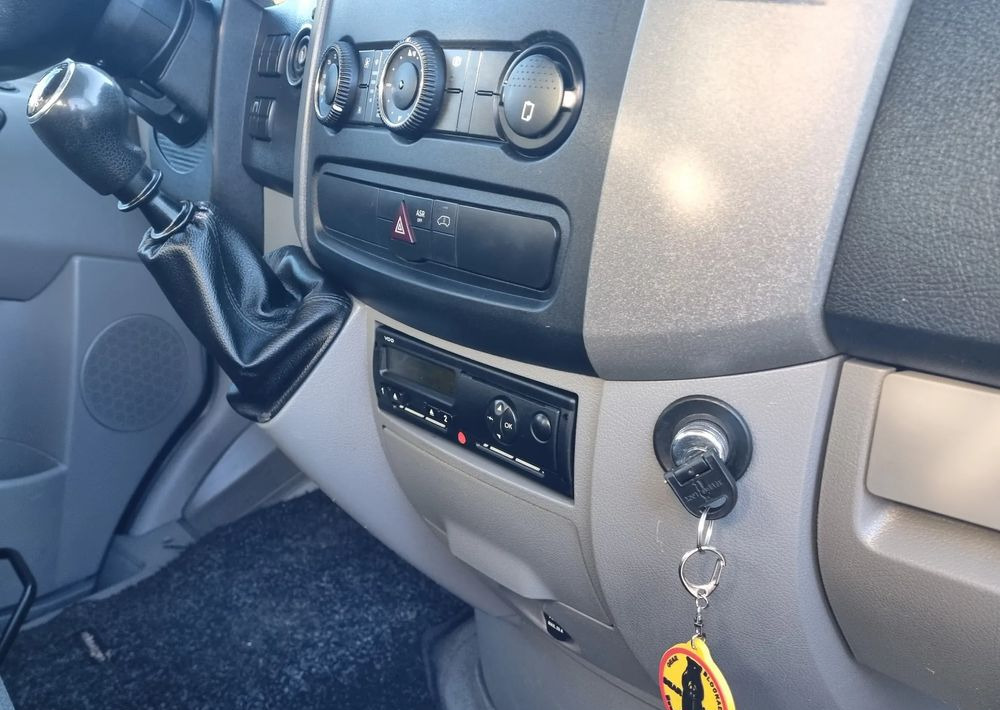 Dostavno vozilo z zabojnikom Volkswagen Crafter: slika 17