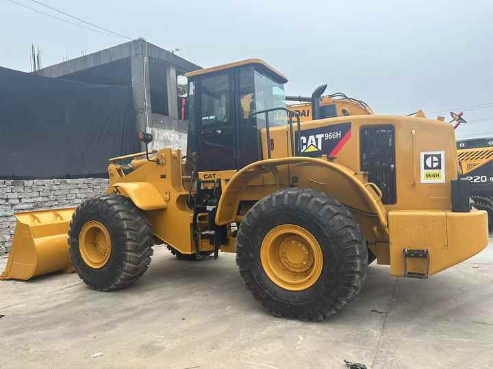 98%New Loaders Cat 966H High Efficiency Wheel Loader Cat 966H Powerful Chinese Made Front Loader Road Machine - Kolesni nakladalec: slika 4 98%New Loaders Cat 966H High Efficiency Wheel Loader Cat 966H Powerful Chinese Made Front Loader Road Machine - Kolesni nakladalec: slika 4