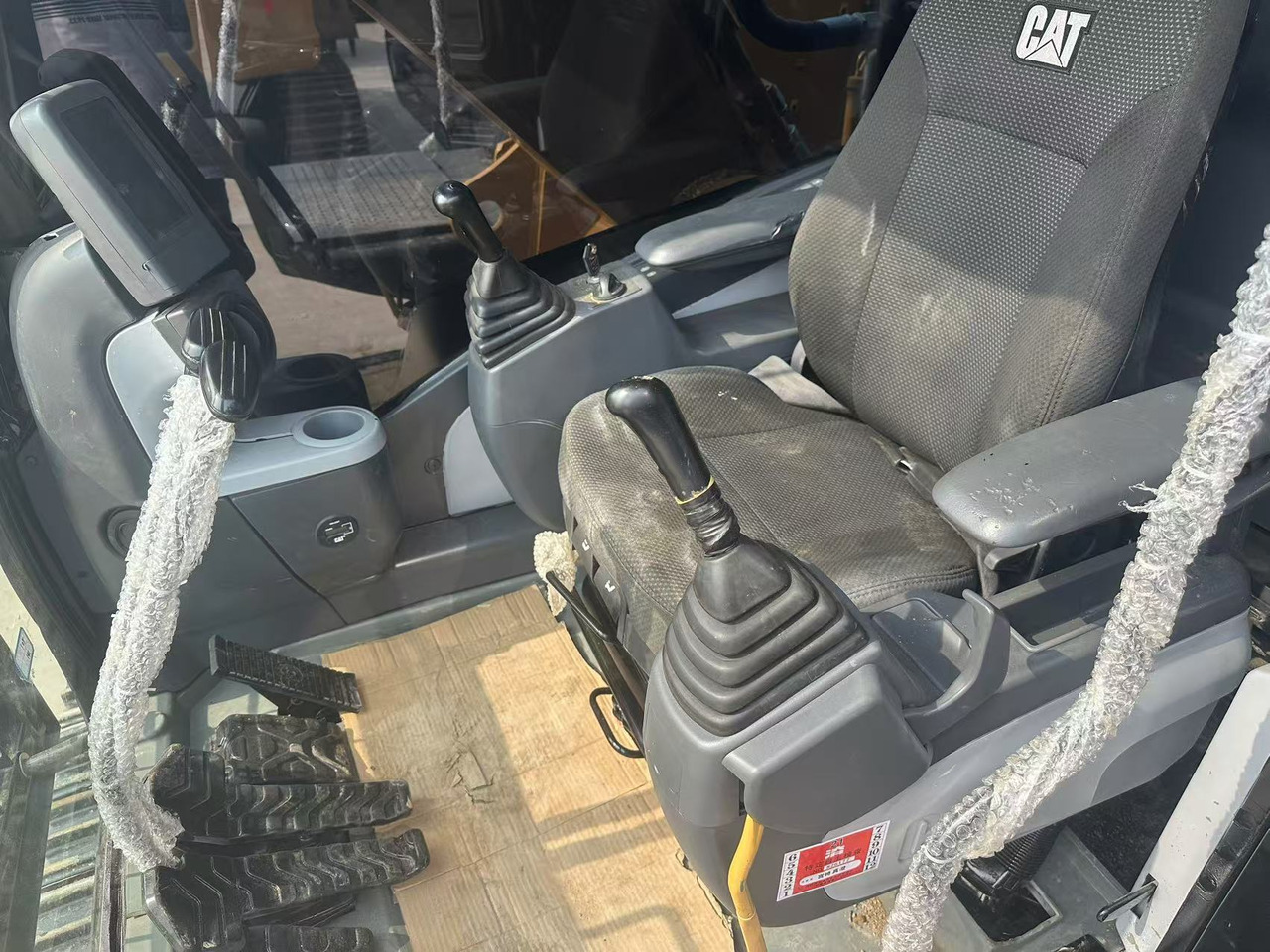 CATERPILLAR Used Digger CAT 323DL Construction Machinery Construction Digger Used CAT 323DL Cheap Excavator - Bager goseničar: slika 3 CATERPILLAR Used Digger CAT 323DL Construction Machinery Construction Digger Used CAT 323DL Cheap Excavator - Bager goseničar: slika 3