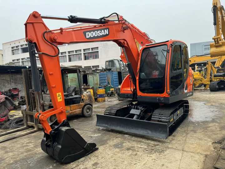 Certified Used Doosan DX75 Mini Excavator | Low Hours, Full Service History | Global Shipping Available - Mini bager: slika 4 Certified Used Doosan DX75 Mini Excavator | Low Hours, Full Service History | Global Shipping Available - Mini bager: slika 4