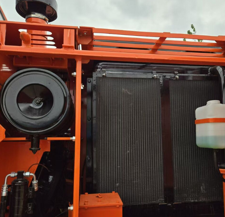 DOOSAN Good Condition Original Doosan DH150w-7 Wheel Excavator 15 Tons Used Doosan Dh150w-7 Excavator Used Wheel Excavator for Sale - Bager na kolesih: slika 2 DOOSAN Good Condition Original Doosan DH150w-7 Wheel Excavator 15 Tons Used Doosan Dh150w-7 Excavator Used Wheel Excavator for Sale - Bager na kolesih: slika 2