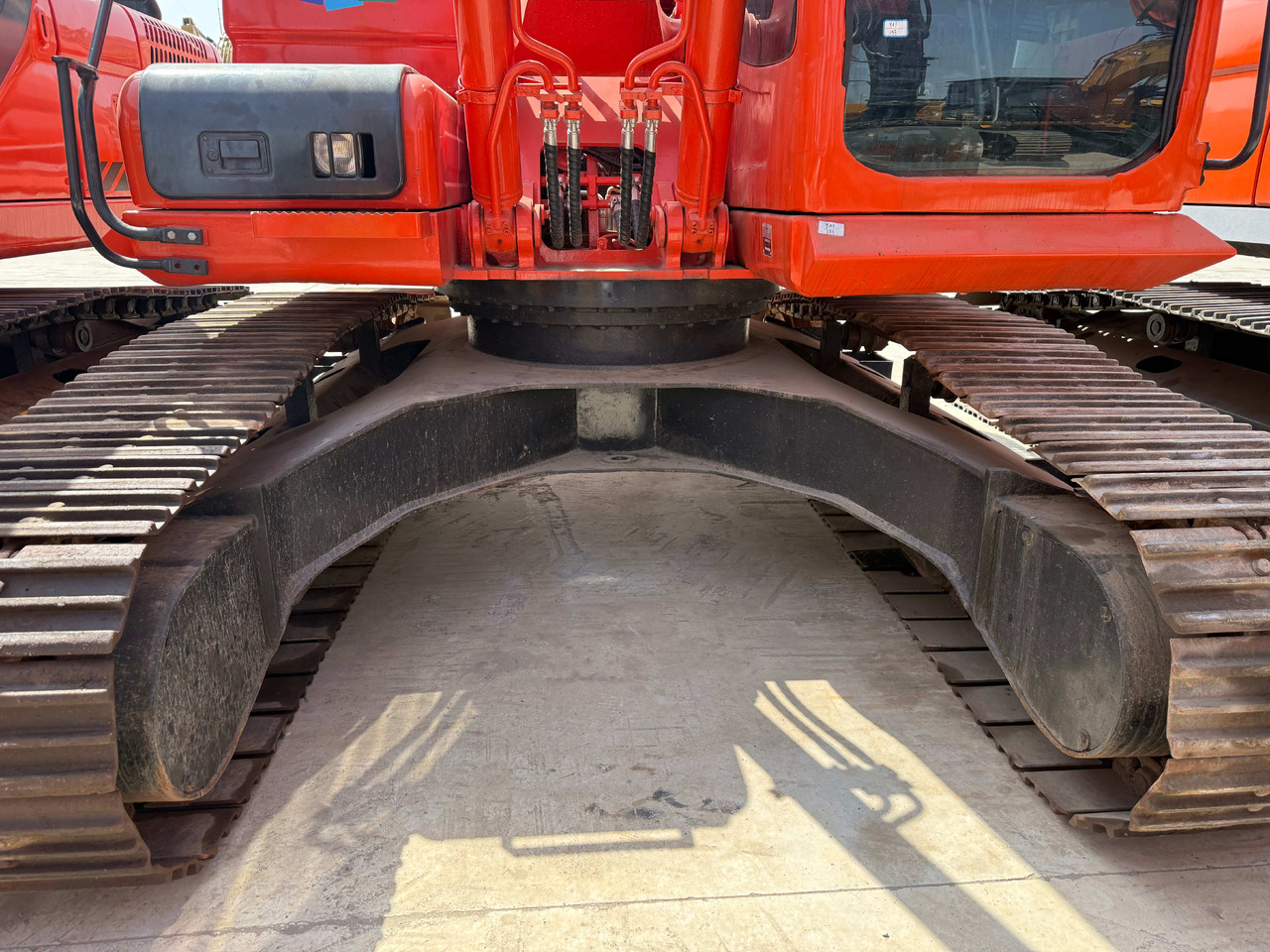 DOOSAN Used Digger Doosan DX225LC-9T Construction Machinery Construction Digger Used Doosan DX225LC-9T Cheap Excavator - Bager goseničar: slika 4 DOOSAN Used Digger Doosan DX225LC-9T Construction Machinery Construction Digger Used Doosan DX225LC-9T Cheap Excavator - Bager goseničar: slika 4