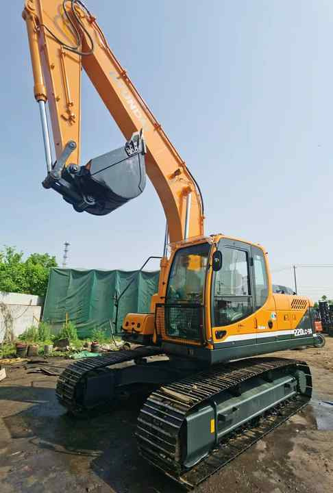 Hyundai Digger 220lc-9s Second Hand Korea Made High Performance Machine Hyundai Excavator for Sale - Bager goseničar: slika 2 Hyundai Digger 220lc-9s Second Hand Korea Made High Performance Machine Hyundai Excavator for Sale - Bager goseničar: slika 2