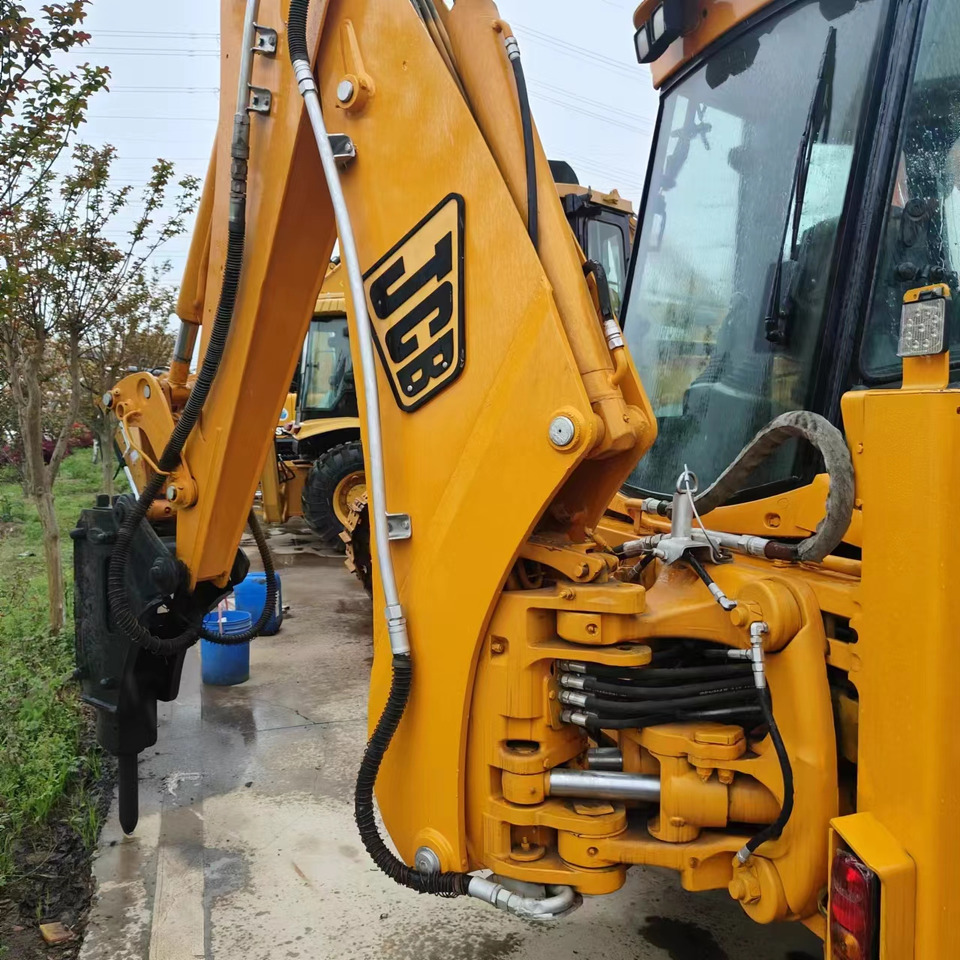 JCB 4CX - Bager nakladalec: slika 3 JCB 4CX - Bager nakladalec: slika 3