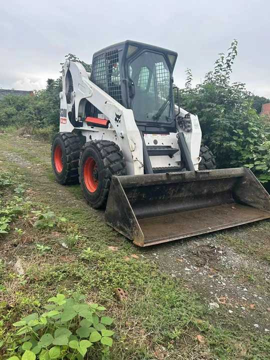 Second Hand BOBCAT S300 Skid-steer Loader with Very Good Performance Is for Sale at a Low Price - Mini nakladalec: slika 2 Second Hand BOBCAT S300 Skid-steer Loader with Very Good Performance Is for Sale at a Low Price - Mini nakladalec: slika 2