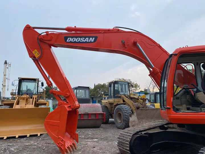 Second Hand Doosan Dh220-7 Crawler Excavator , Used Doosan Excavator Dh220-7 , DOOSAN Dh200 Dh220 - Bager goseničar: slika 4 Second Hand Doosan Dh220-7 Crawler Excavator , Used Doosan Excavator Dh220-7 , DOOSAN Dh200 Dh220 - Bager goseničar: slika 4