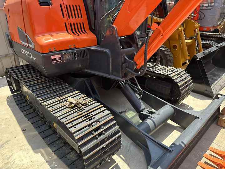 USED Doosan Dx55 Mini Excavator with Good Condition for Sale - Mini bager: slika 2 USED Doosan Dx55 Mini Excavator with Good Condition for Sale - Mini bager: slika 2