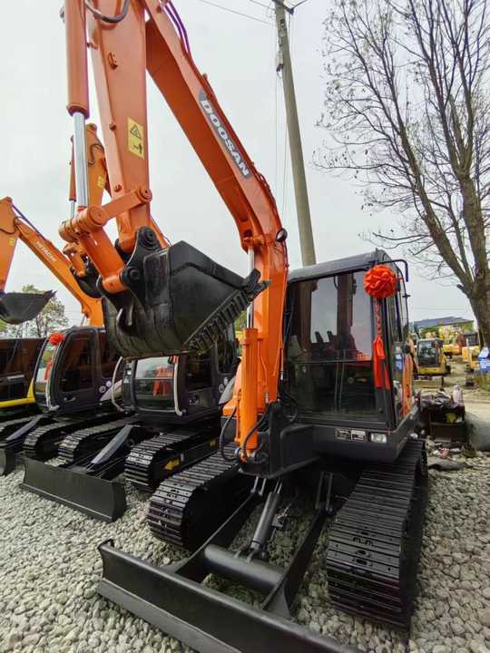 USED Doosan Dx66 with Good Condition for Sale - Mini bager: slika 4 USED Doosan Dx66 with Good Condition for Sale - Mini bager: slika 4