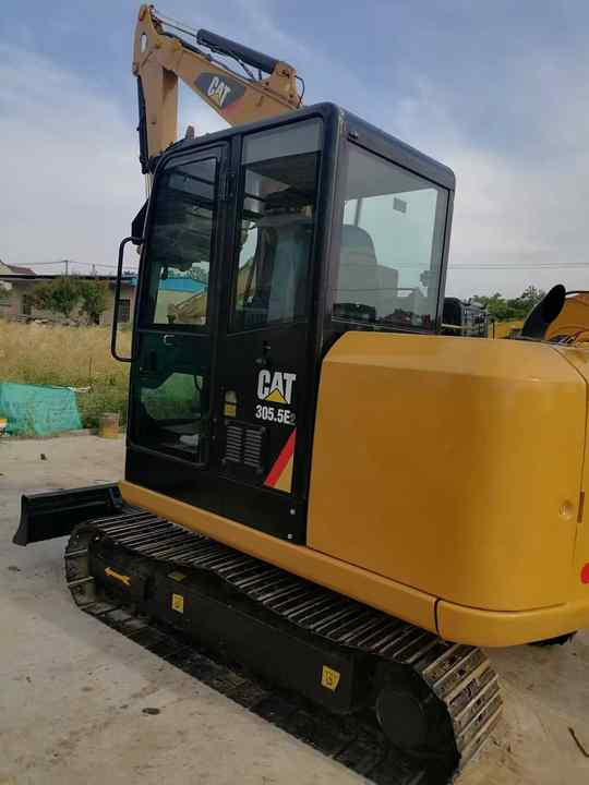 Used CAT 305.5E 5T Second Hand Japan Original MINI Excavator Mining Construction Excavators Hot Sale 306 307 308 Small Mini 6t - Mini bager: slika 2 Used CAT 305.5E 5T Second Hand Japan Original MINI Excavator Mining Construction Excavators Hot Sale 306 307 308 Small Mini 6t - Mini bager: slika 2