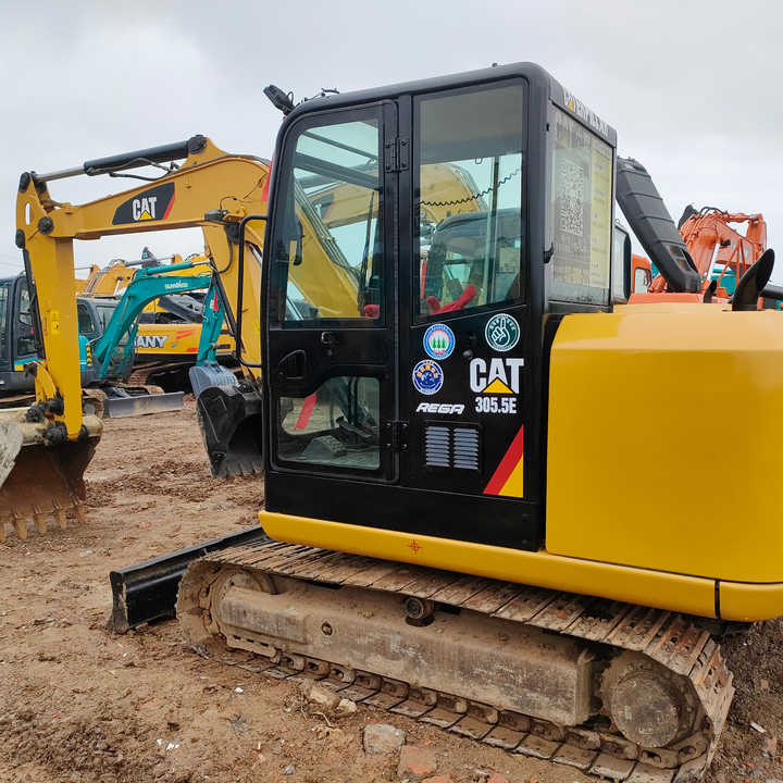 Used Digger CAT 305.5E Construction Machinery Construction Digger Used CAT 305.5E Cheap Excavator - Mini bager: slika 1 Used Digger CAT 305.5E Construction Machinery Construction Digger Used CAT 305.5E Cheap Excavator - Mini bager: slika 1