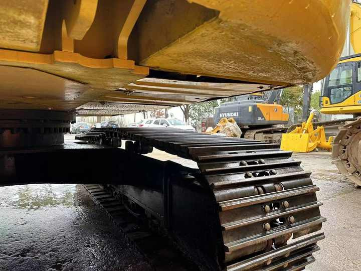 Used Digger CAT 323D2L Construction Machinery Construction Digger Used CAT 323D2L Cheap Excavator - Bager goseničar: slika 5 Used Digger CAT 323D2L Construction Machinery Construction Digger Used CAT 323D2L Cheap Excavator - Bager goseničar: slika 5