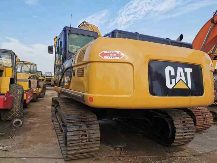 Used Digger CAT 325D Construction Machinery Construction Digger Used CAT 325D Cheap Excavator - Bager goseničar: slika 5 Used Digger CAT 325D Construction Machinery Construction Digger Used CAT 325D Cheap Excavator - Bager goseničar: slika 5