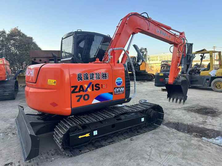 Used HITACHI ZX-70 - Bager goseničar: slika 5 Used HITACHI ZX-70 - Bager goseničar: slika 5