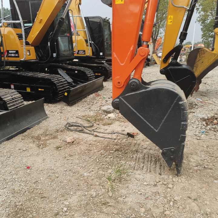 Used HITACHI ZX-70 - Bager goseničar: slika 5 Used HITACHI ZX-70 - Bager goseničar: slika 5