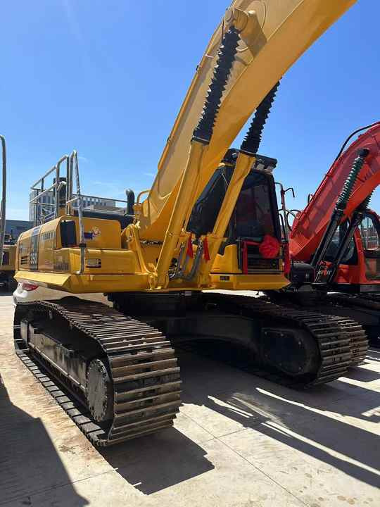 Used Japan Brand komatsu Pc350-7 with High Quality Used Engineering & Construction Machinery - Bager goseničar: slika 4 Used Japan Brand komatsu Pc350-7 with High Quality Used Engineering & Construction Machinery - Bager goseničar: slika 4