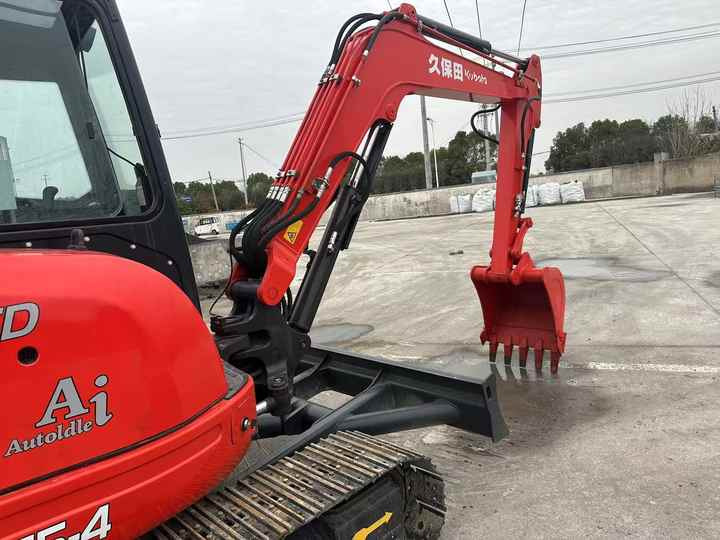 Used Kubota U55-4 Hydraulic Excavator | Ideal for Mining & Road Projects | Global Export Available - Mini bager: slika 4 Used Kubota U55-4 Hydraulic Excavator | Ideal for Mining & Road Projects | Global Export Available - Mini bager: slika 4
