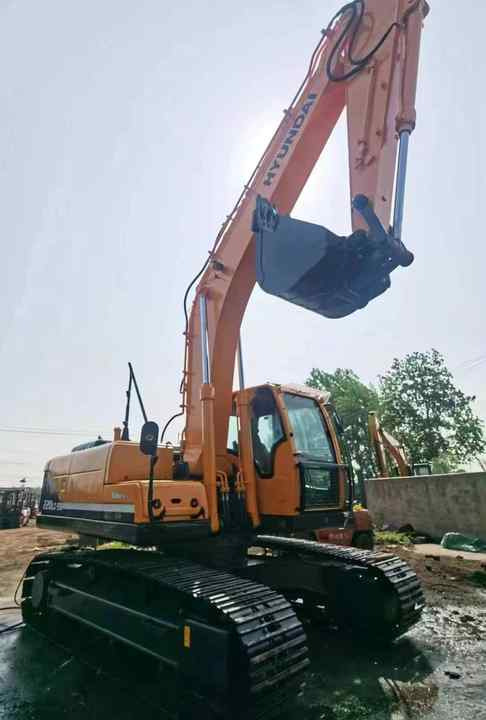 Used Machines Doosan Dx220-9 for Sale ,original Excavator for Sale - Bager goseničar: slika 4 Used Machines Doosan Dx220-9 for Sale ,original Excavator for Sale - Bager goseničar: slika 4