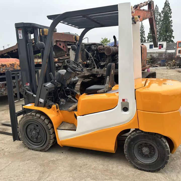 Used Original TCM 3tons Forklift for Sale tcm 3 6 7 5tons Forklift Building\Agriculture\Construction - Viličar: slika 1 Used Original TCM 3tons Forklift for Sale tcm 3 6 7 5tons Forklift Building\Agriculture\Construction - Viličar: slika 1