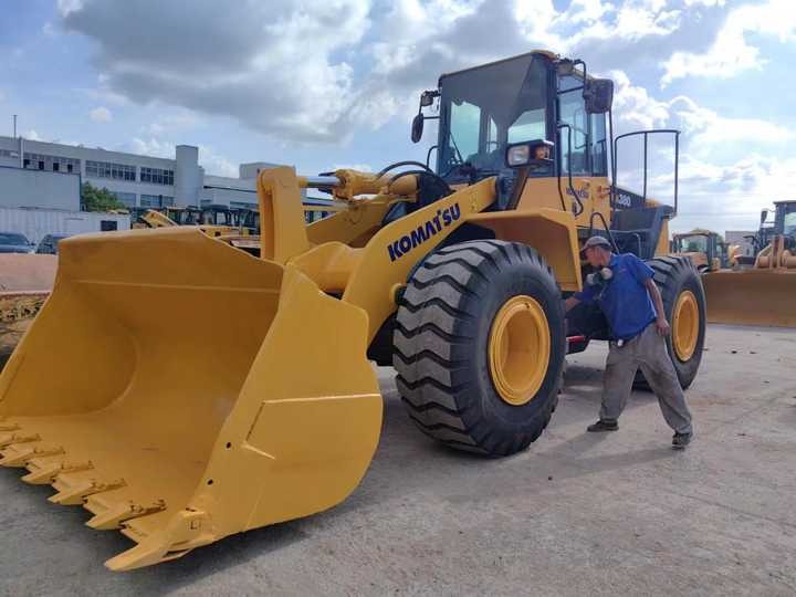Used komatsu Wa380-6 Wheel Loader for Sale Japan Brand komatsu Wa380 -3 0380-65 470-3 Loader - Kolesni nakladalec: slika 3 Used komatsu Wa380-6 Wheel Loader for Sale Japan Brand komatsu Wa380 -3 0380-65 470-3 Loader - Kolesni nakladalec: slika 3