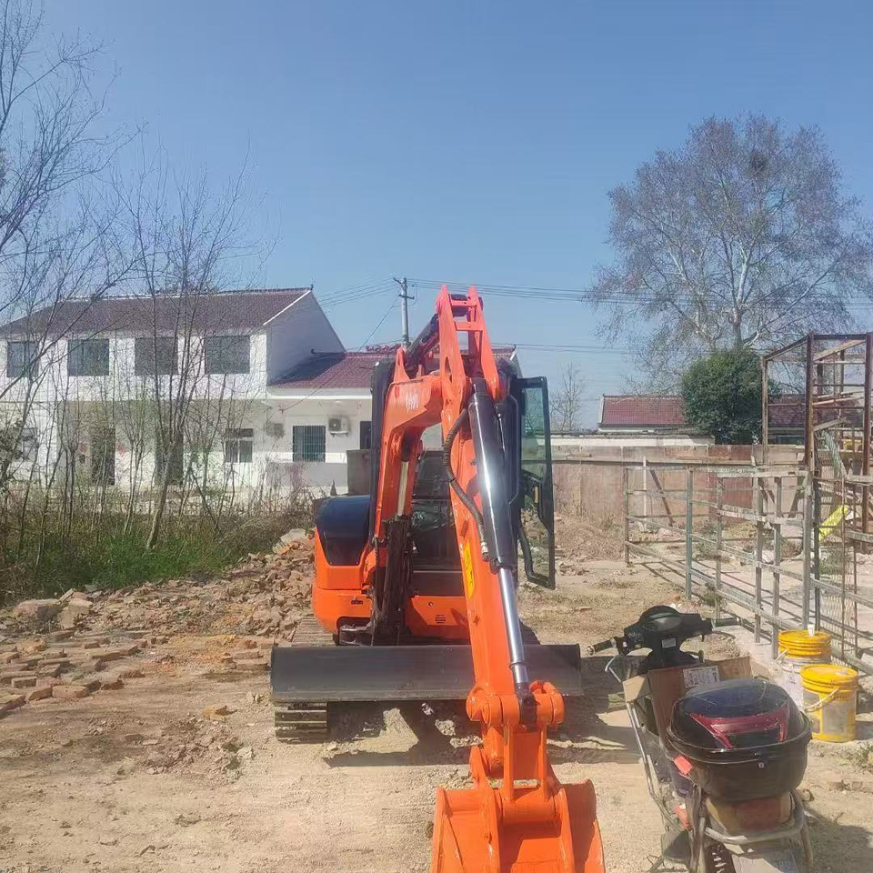 Kubota U30 - Mini bager: slika 4 Kubota U30 - Mini bager: slika 4