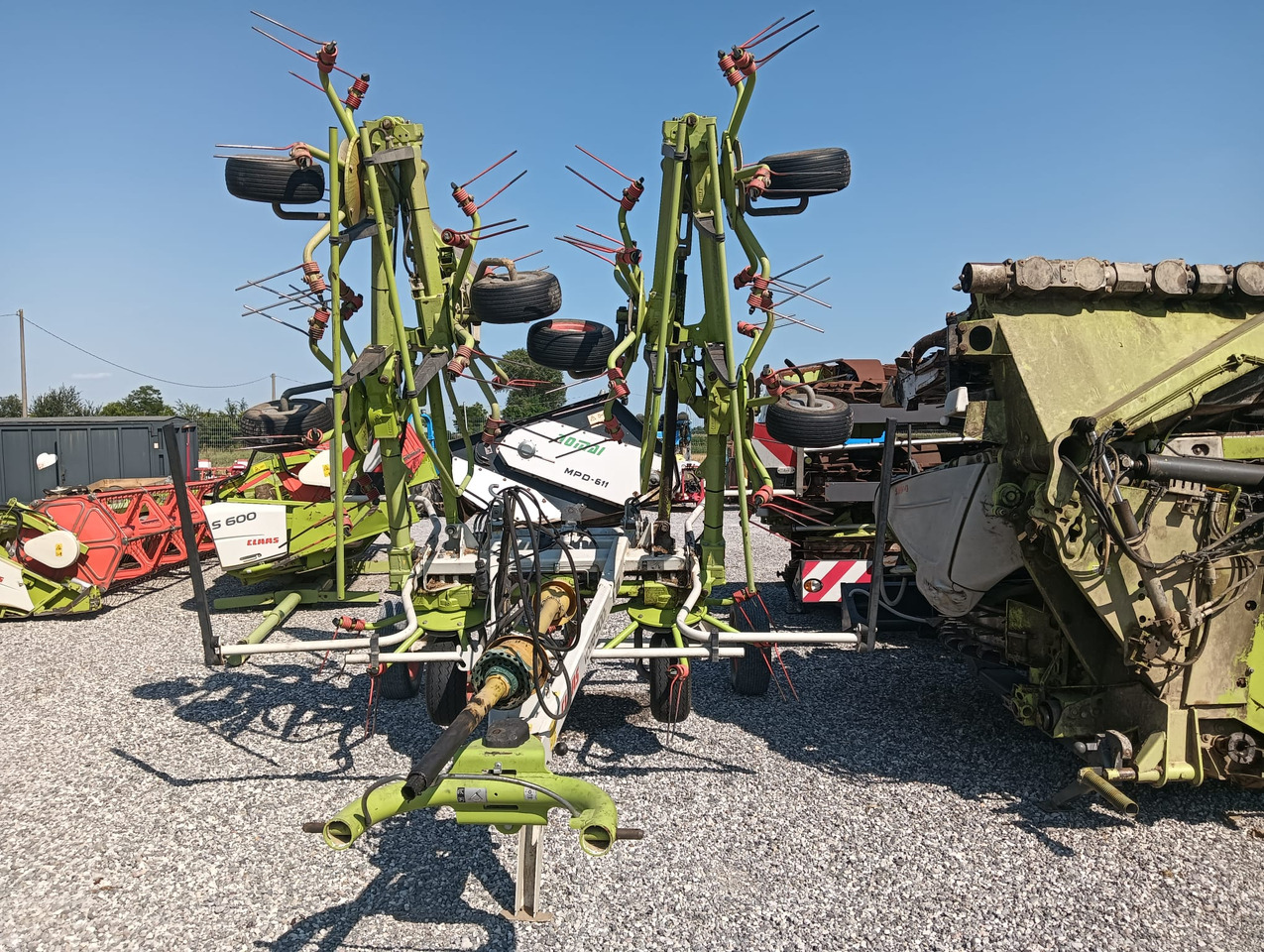 CLAAS VOLTO 900 T - Obračalnik/ Zgrabljalnik: slika 1 CLAAS VOLTO 900 T - Obračalnik/ Zgrabljalnik: slika 1