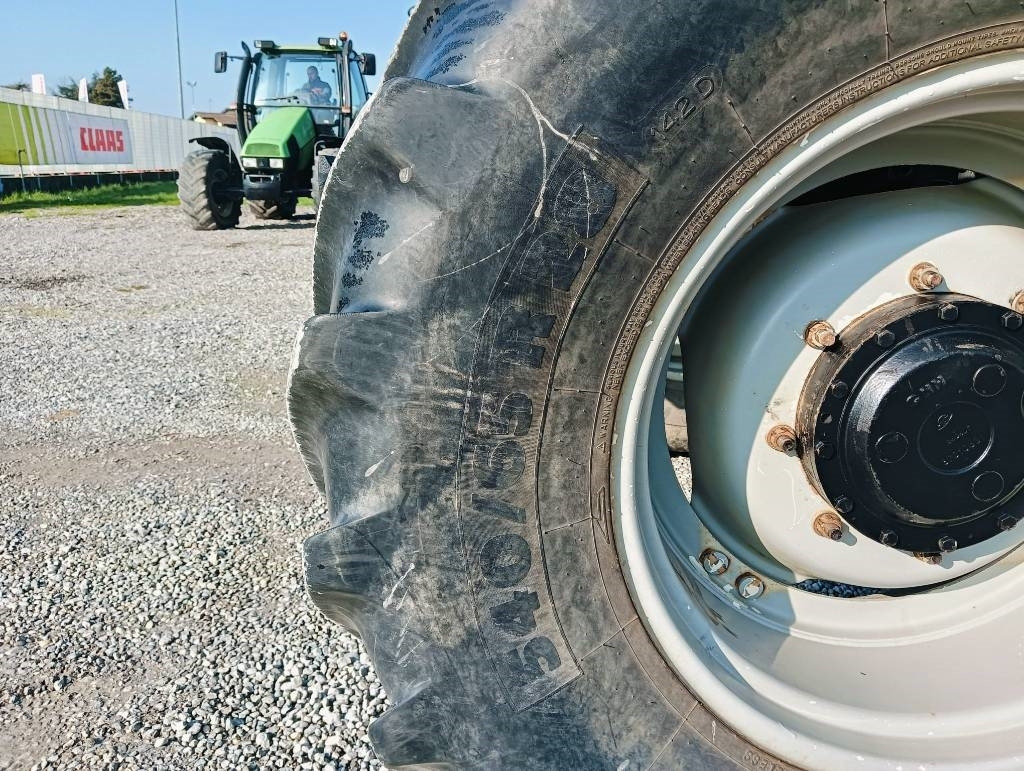 Case IH Maxxum 140 lizing Case IH Maxxum 140: slika 17 Case IH Maxxum 140 lizing Case IH Maxxum 140: slika 17