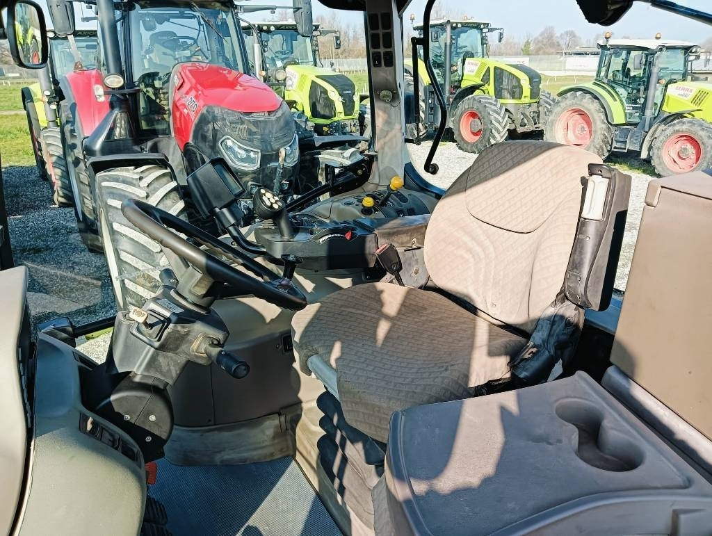 Case IH Maxxum 140 lizing Case IH Maxxum 140: slika 23 Case IH Maxxum 140 lizing Case IH Maxxum 140: slika 23