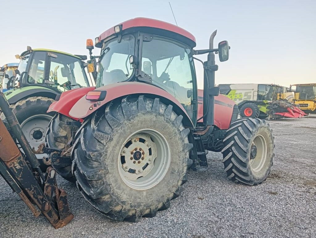Case IH Maxxum 140 lizing Case IH Maxxum 140: slika 14 Case IH Maxxum 140 lizing Case IH Maxxum 140: slika 14