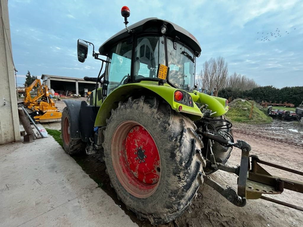 Traktor Claas Axion 830 Cmatic: slika 9 Traktor Claas Axion 830 Cmatic: slika 9