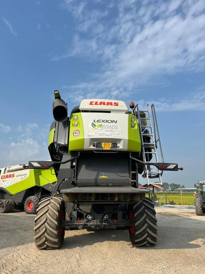 Claas LEXION 7600 TT - Kombajn harvester: slika 3 Claas LEXION 7600 TT - Kombajn harvester: slika 3