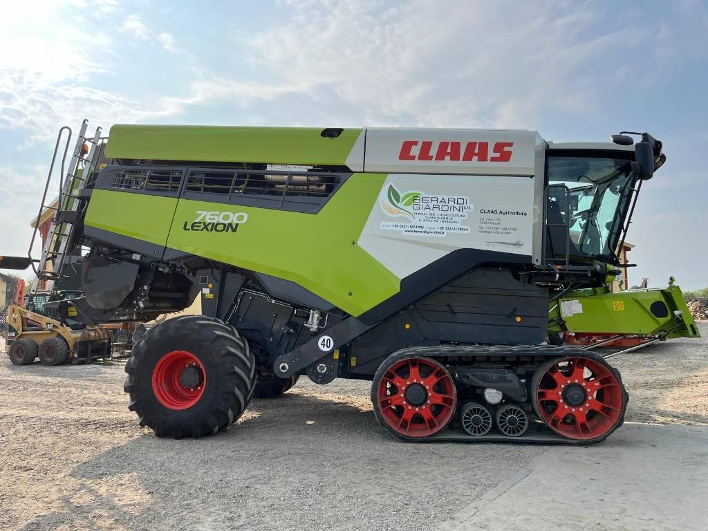 Claas LEXION 7600 TT - Kombajn harvester: slika 1 Claas LEXION 7600 TT - Kombajn harvester: slika 1