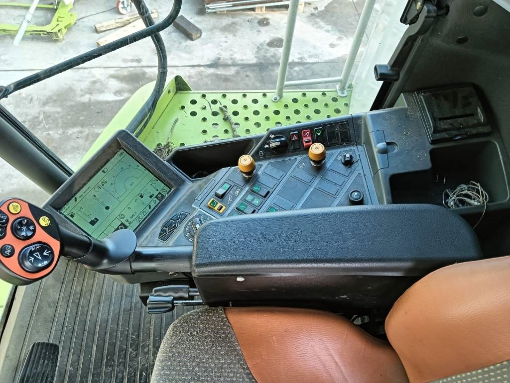 Claas Lexion 570  - Kombajn harvester: slika 3 Claas Lexion 570  - Kombajn harvester: slika 3