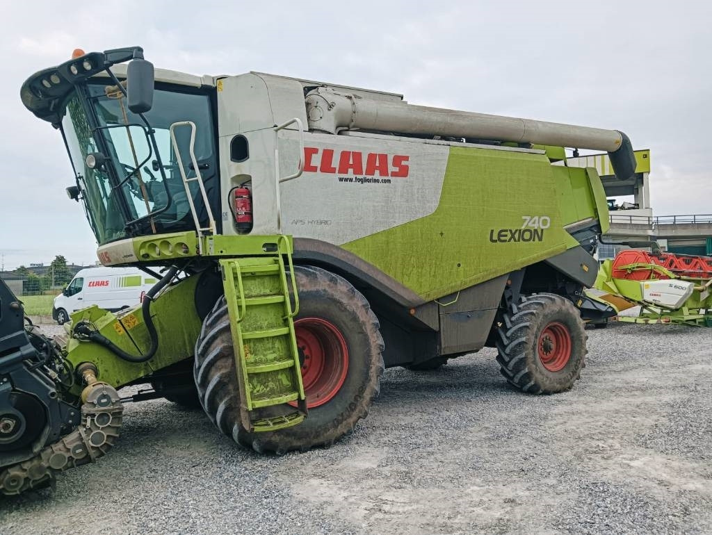 Claas Lexion 740 - Kombajn harvester: slika 2 Claas Lexion 740 - Kombajn harvester: slika 2