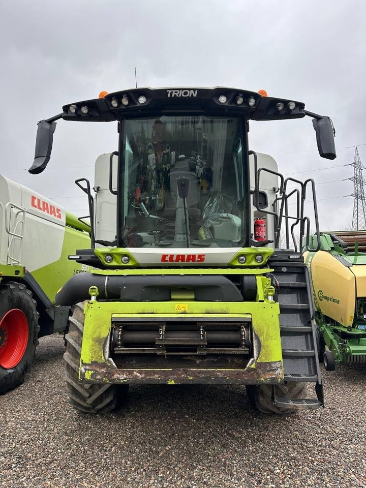 Claas Trion 530 - Kombajn harvester: slika 5 Claas Trion 530 - Kombajn harvester: slika 5