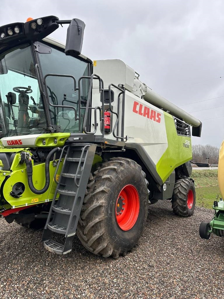 Claas Trion 530 - Kombajn harvester: slika 2 Claas Trion 530 - Kombajn harvester: slika 2