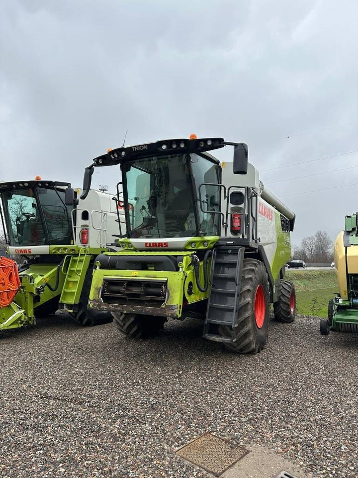 Claas Trion 530 - Kombajn harvester: slika 3 Claas Trion 530 - Kombajn harvester: slika 3