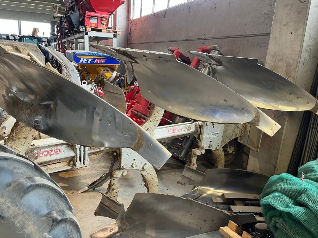 Ermo tv3 98 - Plug: slika 1 Ermo tv3 98 - Plug: slika 1