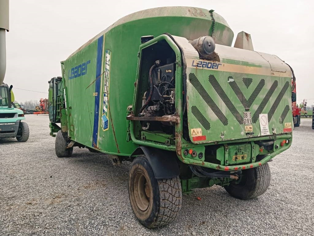 Faresin LEADER 2600 - Mešalnik za krmo: slika 5 Faresin LEADER 2600 - Mešalnik za krmo: slika 5