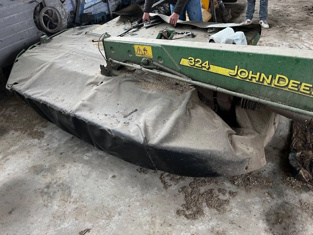 John Deere CC0324 - Kosilnica: slika 2 John Deere CC0324 - Kosilnica: slika 2