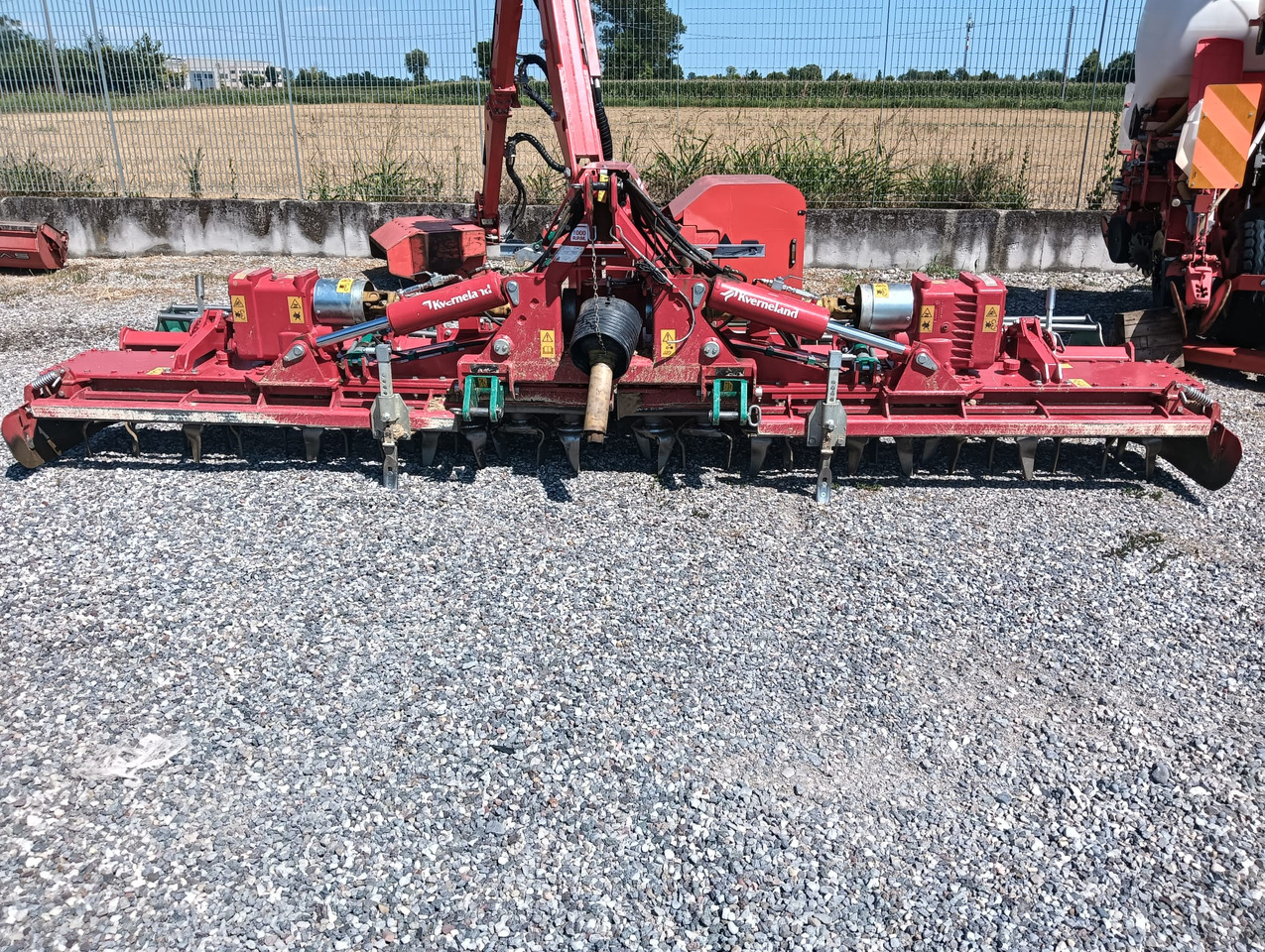 KVERNELAND NG-H 101 F30 - Vrtavkasta brana: slika 2 KVERNELAND NG-H 101 F30 - Vrtavkasta brana: slika 2