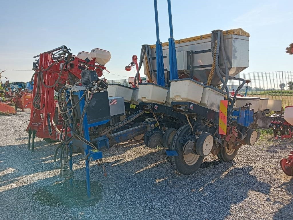 Kinze 3000 - Natančna sejalnica: slika 1 Kinze 3000 - Natančna sejalnica: slika 1