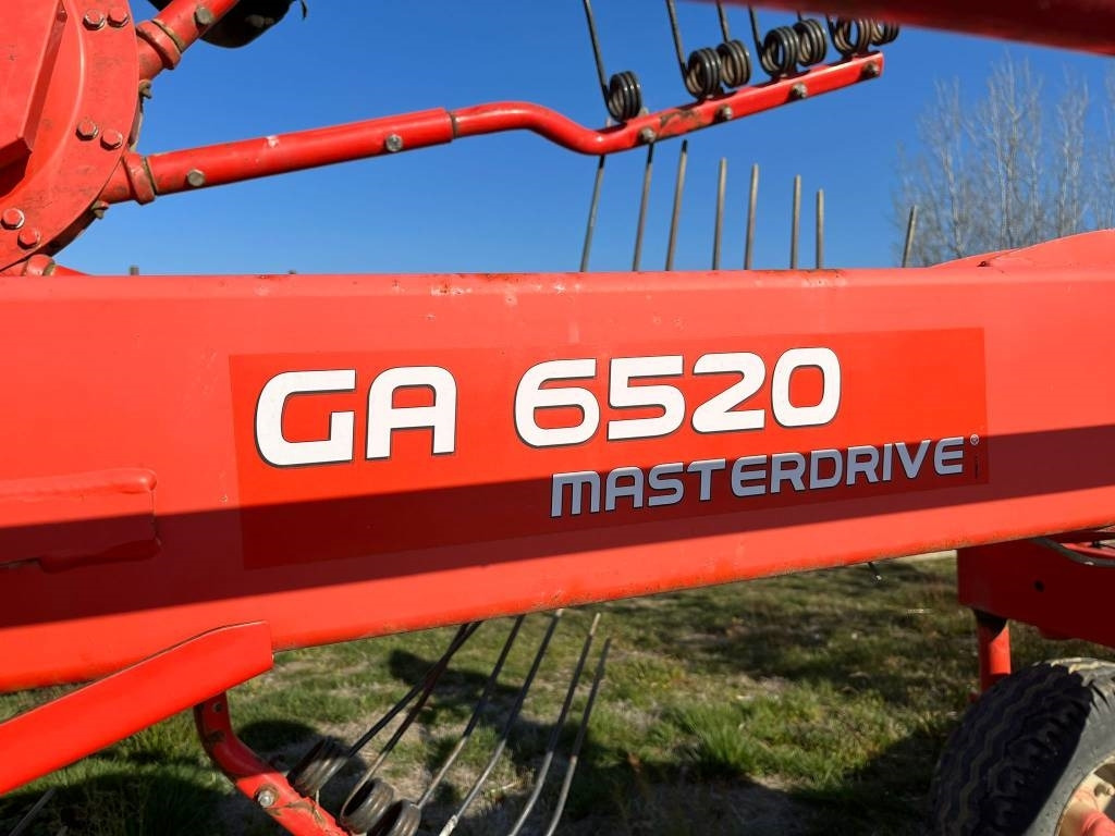 Kuhn 6520 - Ovijalnik za bale: slika 2 Kuhn 6520 - Ovijalnik za bale: slika 2